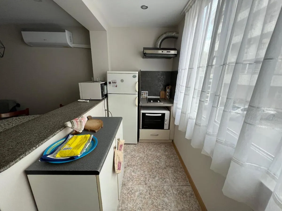 Апартамент Хай / Hay Apartment Burgas