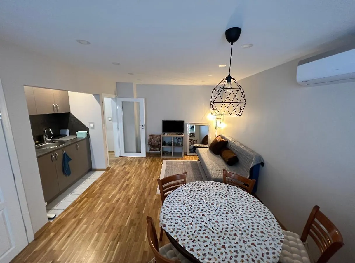 Апартамент Хай / Hay Apartment Burgas Bulgaria