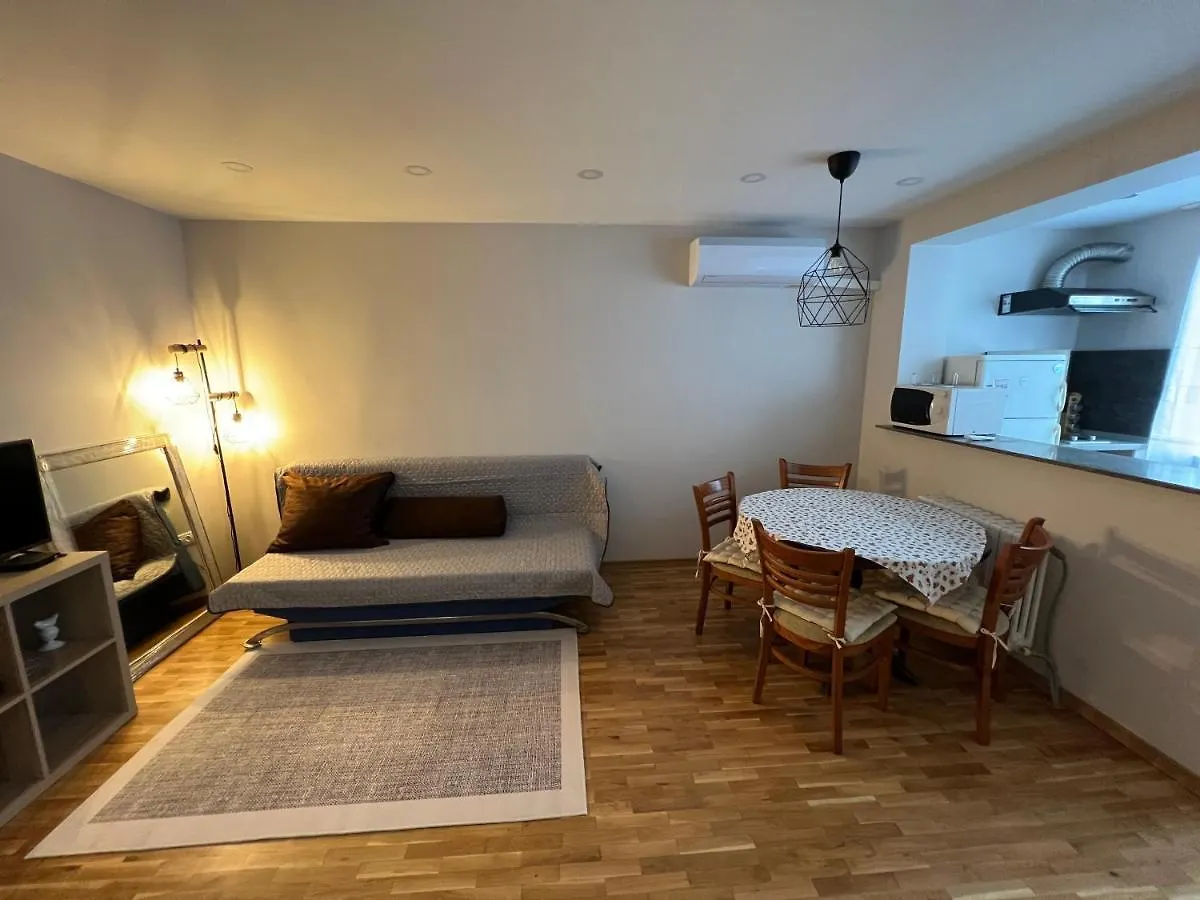 Апартамент Хай / Hay Apartment Burgas